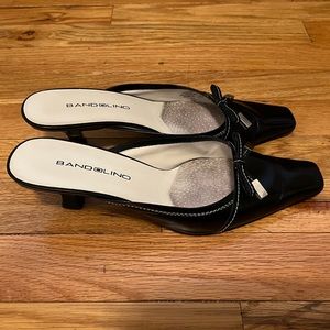 Bandolino Black Mini Heels